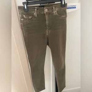 Hudson jeans olive colored size 27
